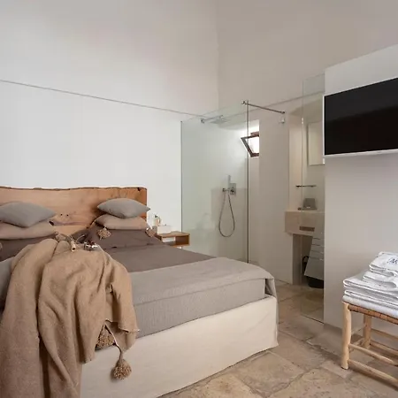 Isidora Guest house